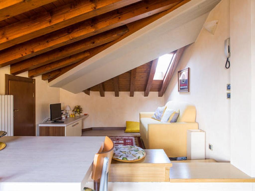Casa Di Alice Apartment Salo Room photo